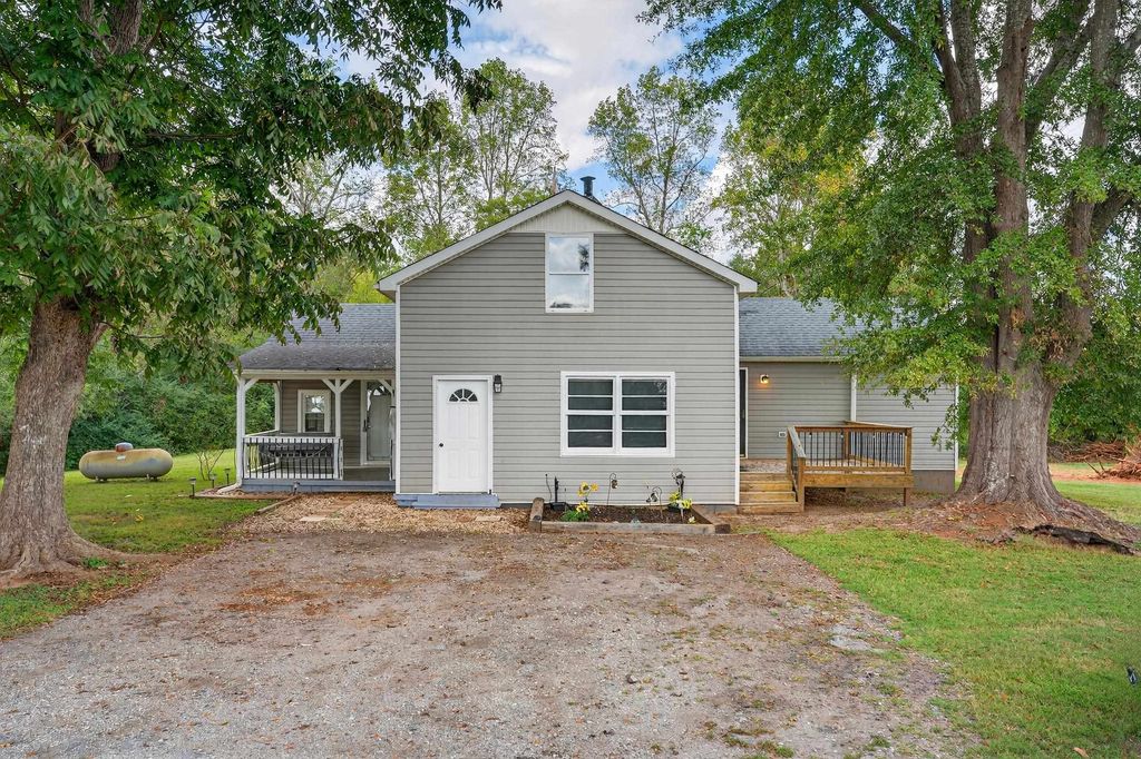 185 Pooles Road, Gaffney, SC 29341