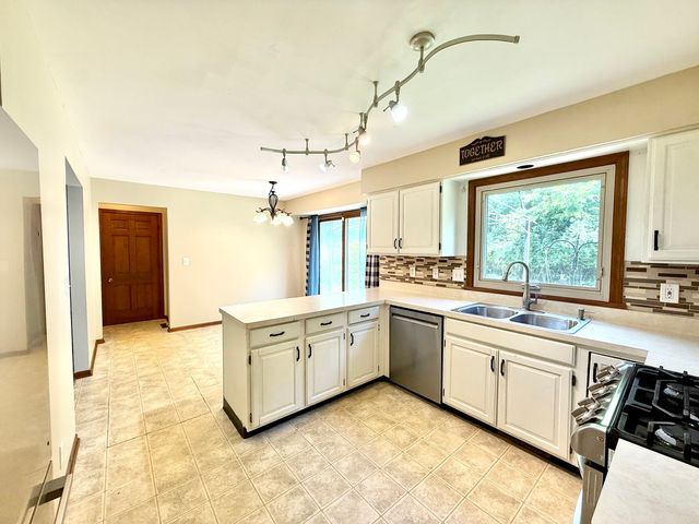 3549 Sage Drive, Rockford, IL 61114