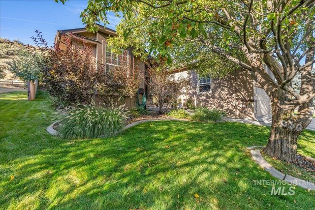 4049 E Trekker Rim Dr, Boise, ID 83716