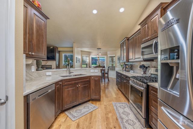 4049 E Trekker Rim Dr, Boise, ID 83716