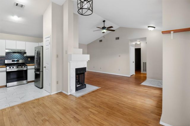 12311 Furrow CV B, Austin, TX 78753