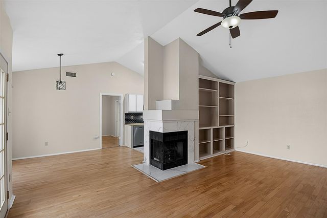 12311 Furrow CV B, Austin, TX 78753