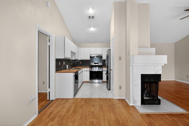 12311 Furrow CV B, Austin, TX 78753