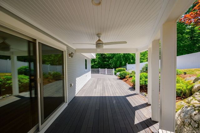 189 Union St, Hingham, MA 02043