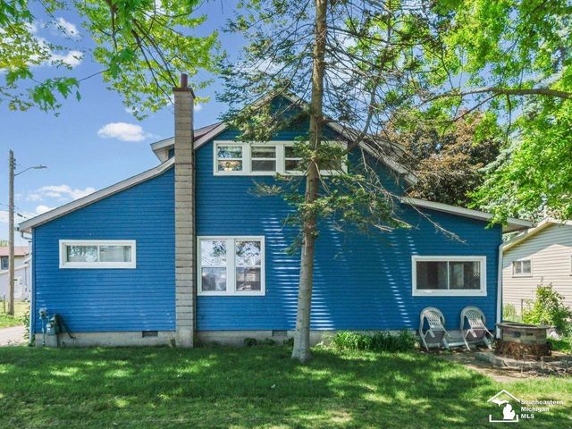 4346 4th Street, Luna Pier, MI 48157