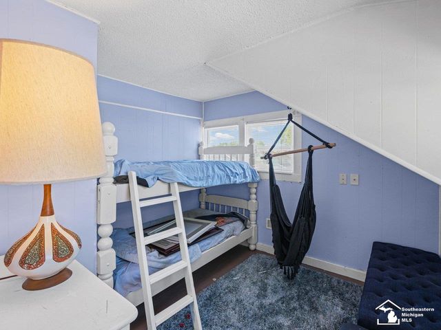 4346 4th Street, Luna Pier, MI 48157