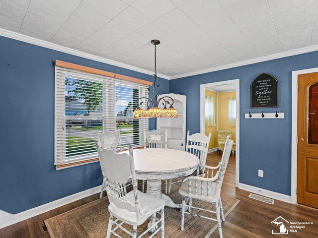 4346 4th Street, Luna Pier, MI 48157