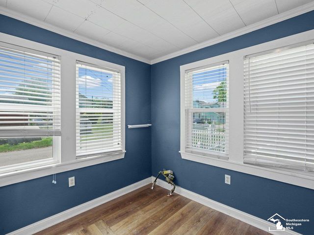 4346 4th Street, Luna Pier, MI 48157