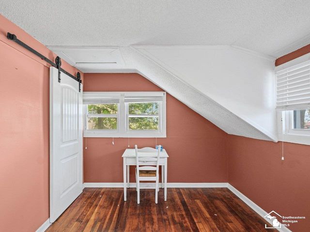 4346 4th Street, Luna Pier, MI 48157