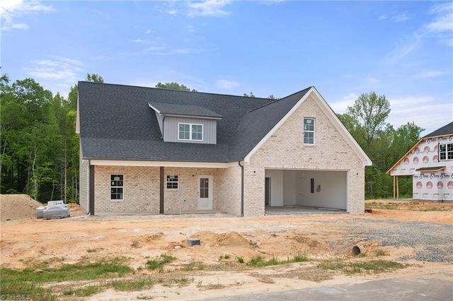 355 Enclave Drive, Clemmons, NC 27012