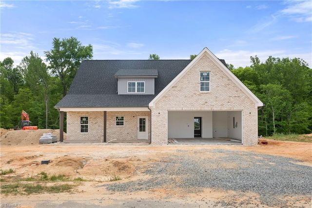 355 Enclave Drive, Clemmons, NC 27012