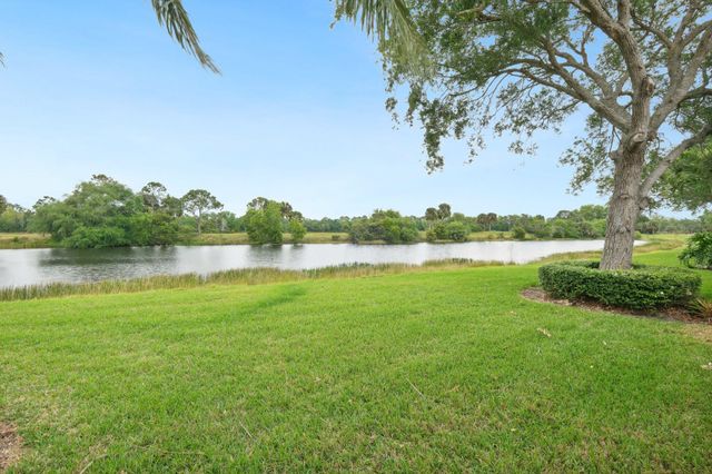 8136 SE Peppercorn Court, Hobe Sound, FL 33455