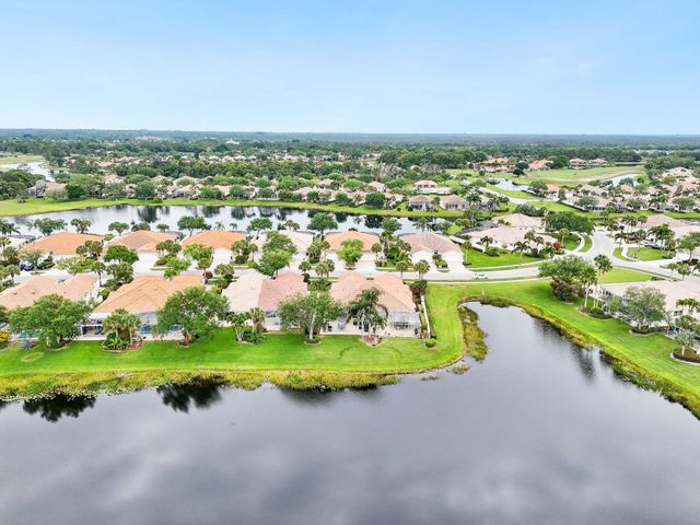 8136 SE Peppercorn Court, Hobe Sound, FL 33455