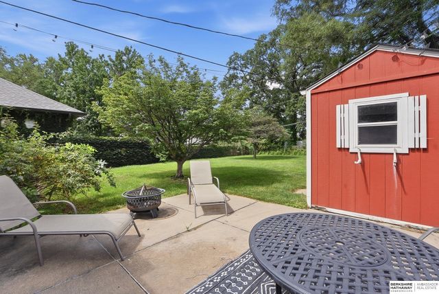 2008 N 49th Street, Omaha, NE 68104