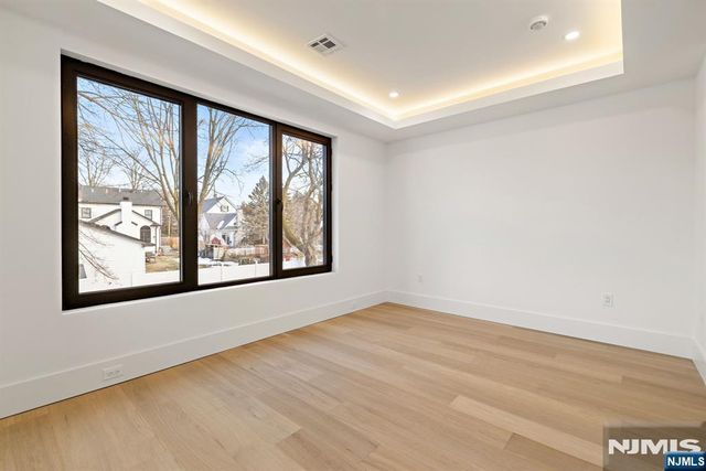 210 Hillcrest Drive, Paramus, NJ 07652