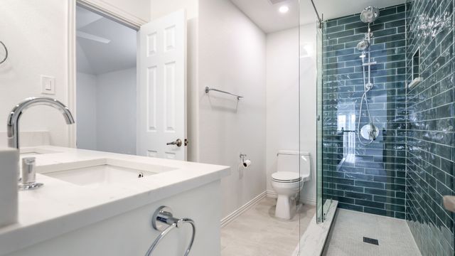 11890 Forge Drive, Frisco, TX 75035