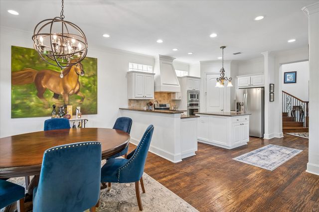 5936 Preston Gate Court, Dallas, TX 75230