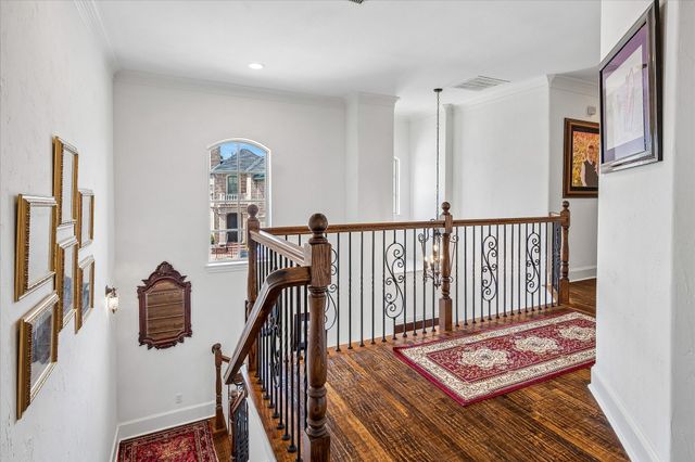 5936 Preston Gate Court, Dallas, TX 75230