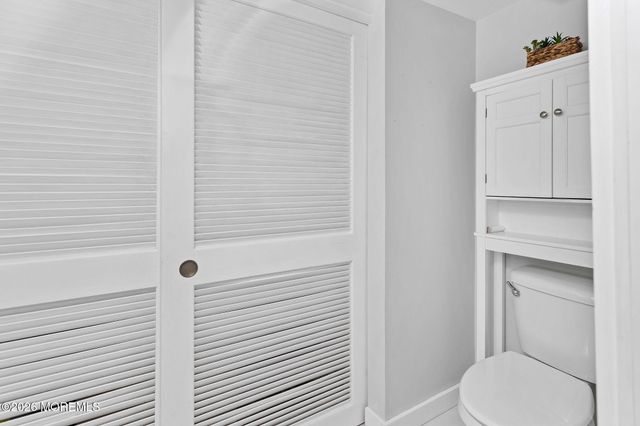 11 Main Street, Englishtown, NJ 07726