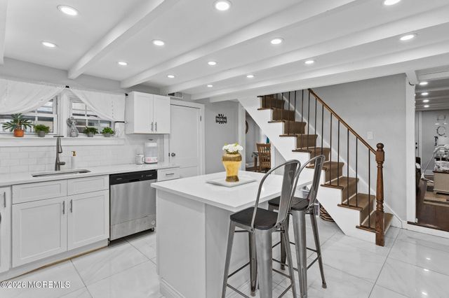 11 Main Street, Englishtown, NJ 07726