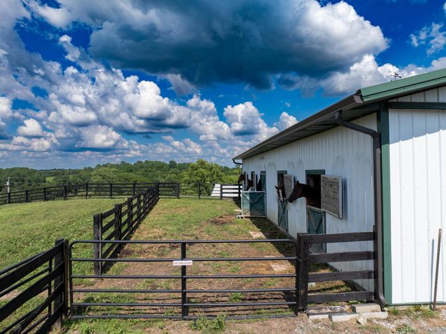 250 Boltz Lake Road, Dry Ridge, KY 41035