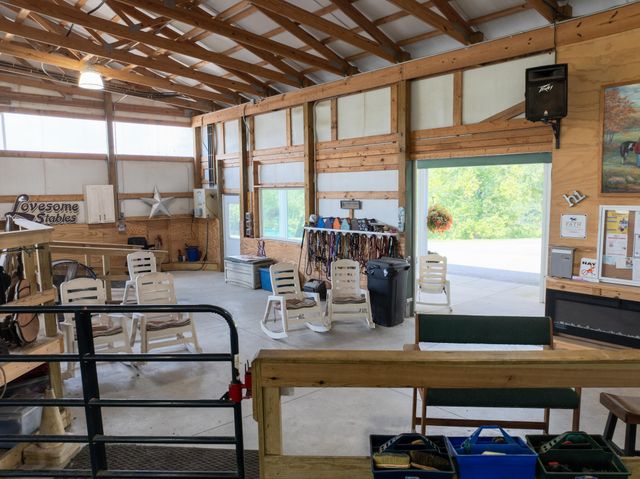 250 Boltz Lake Road, Dry Ridge, KY 41035