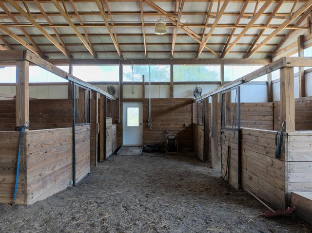 250 Boltz Lake Road, Dry Ridge, KY 41035