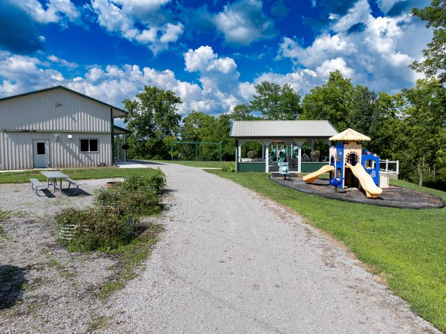 250 Boltz Lake Road, Dry Ridge, KY 41035