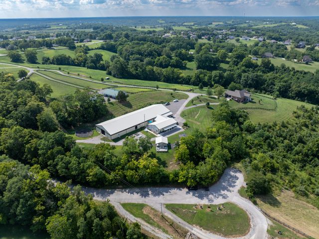 250 Boltz Lake Road, Dry Ridge, KY 41035