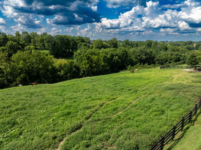 250 Boltz Lake Road, Dry Ridge, KY 41035