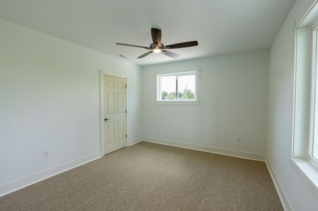 250 Boltz Lake Road, Dry Ridge, KY 41035