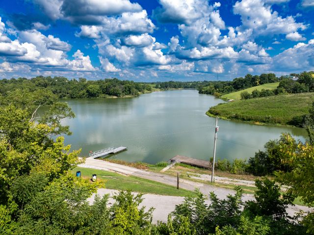 250 Boltz Lake Road, Dry Ridge, KY 41035