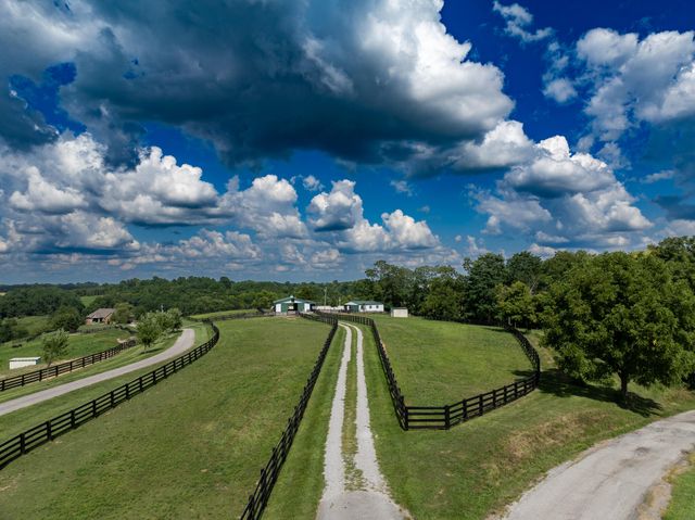 250 Boltz Lake Road, Dry Ridge, KY 41035