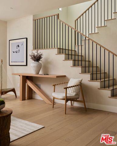 3732 Beethoven Street, Los Angeles, CA 90066