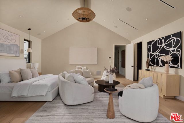 3732 Beethoven Street, Los Angeles, CA 90066
