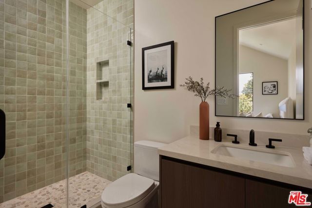 3732 Beethoven Street, Los Angeles, CA 90066