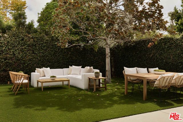 3732 Beethoven Street, Los Angeles, CA 90066