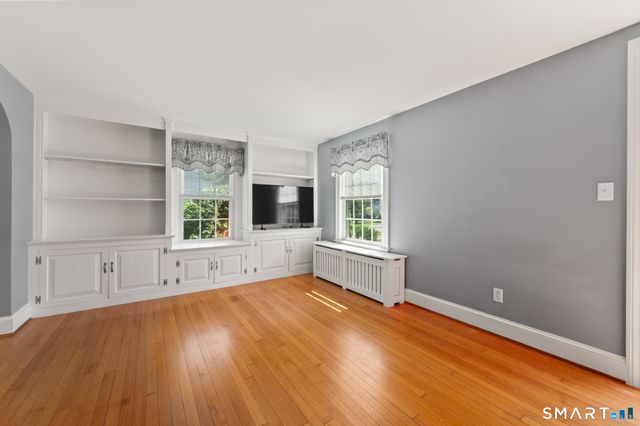 37 Kensington Street, Manchester, CT 06040