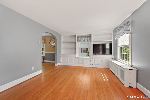 37 Kensington Street, Manchester, CT 06040