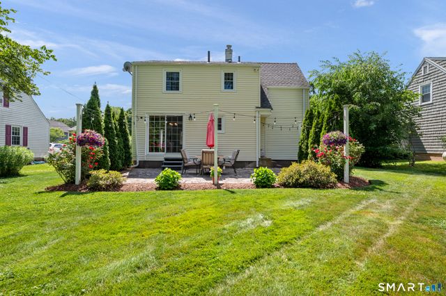 37 Kensington Street, Manchester, CT 06040