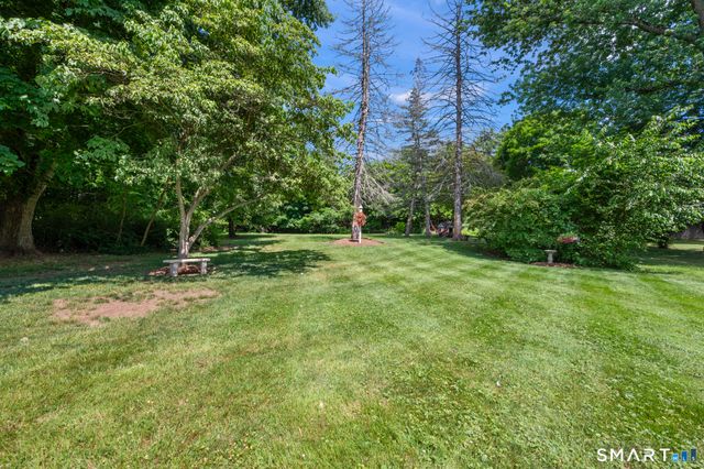 37 Kensington Street, Manchester, CT 06040
