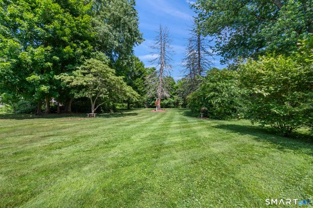 37 Kensington Street, Manchester, CT 06040