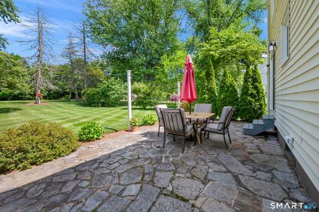 37 Kensington Street, Manchester, CT 06040