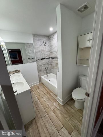 216 COLFAX CT, Manassas Park, VA 20111