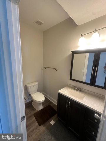 216 COLFAX CT, Manassas Park, VA 20111
