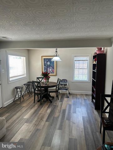 216 COLFAX CT, Manassas Park, VA 20111