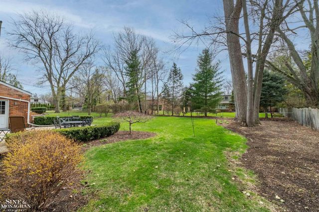 171 Moran Road, Grosse Pointe Farms, MI 48236