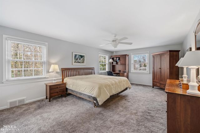 171 Moran Road, Grosse Pointe Farms, MI 48236