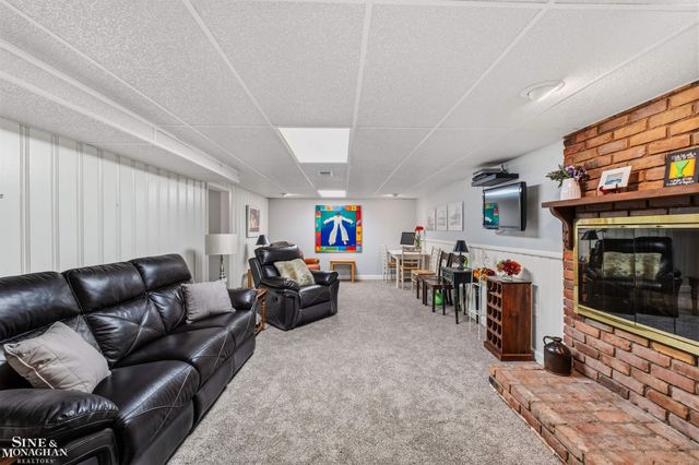 171 Moran Road, Grosse Pointe Farms, MI 48236
