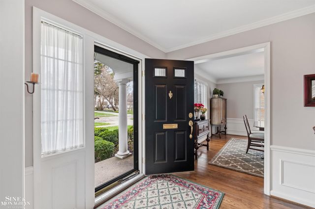 171 Moran Road, Grosse Pointe Farms, MI 48236